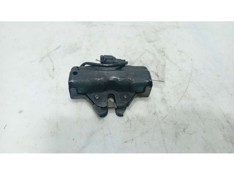 Recambio de cerradura capot para lexus is ii (_e2_) 220d (ale20) referencia OEM IAM 5351053061  