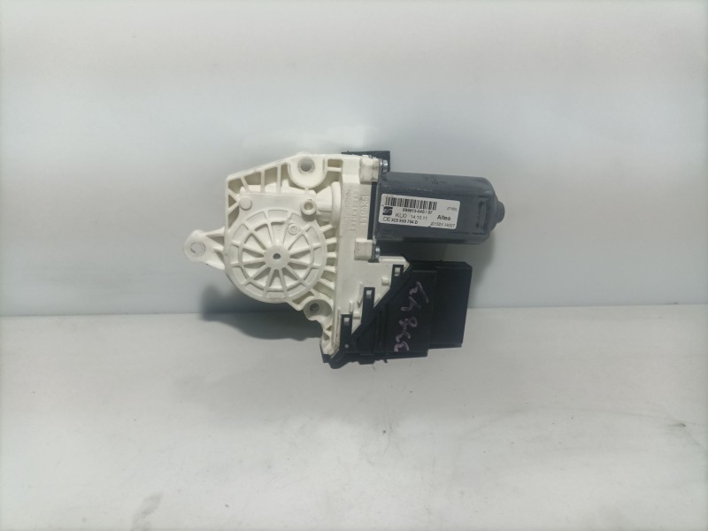 Recambio de motor elevalunas trasero derecho para seat altea xl (5p5) family referencia OEM IAM 3C0959704D  