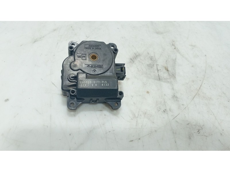 Recambio de modulo electronico para lexus is ii (_e2_) 220d (ale20) referencia OEM IAM   
