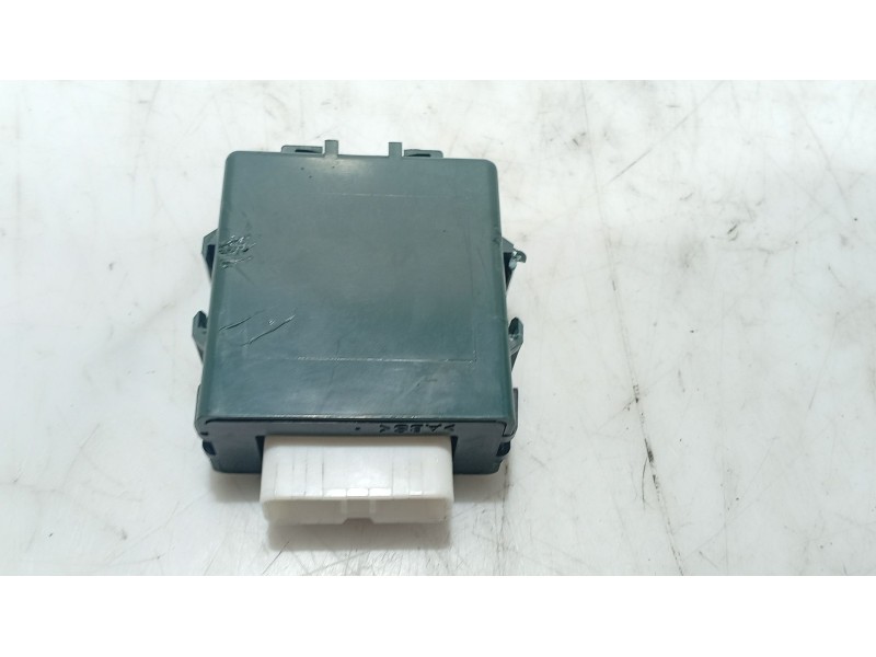 Recambio de modulo electronico para lexus is ii (_e2_) 220d (ale20) referencia OEM IAM   