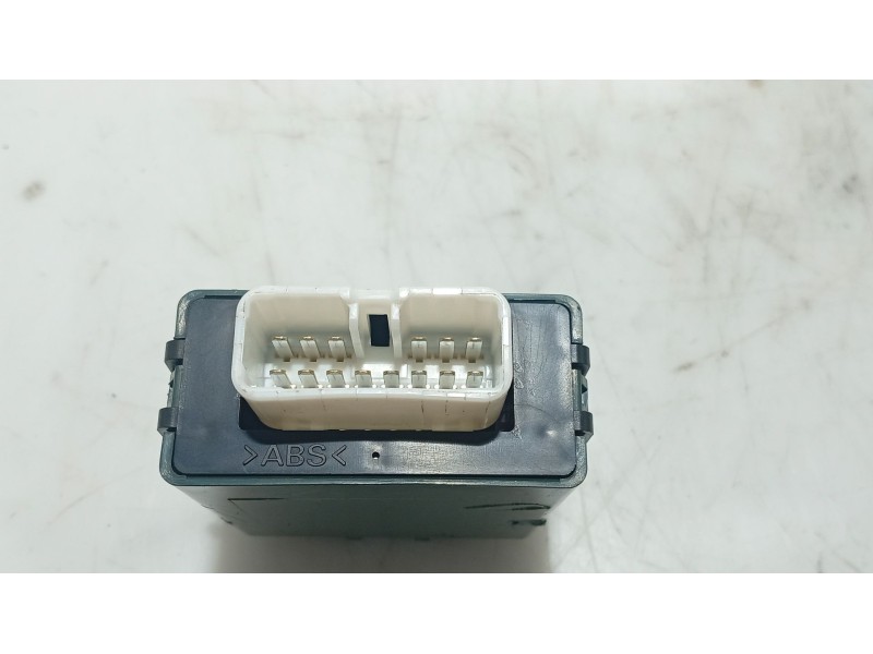Recambio de modulo electronico para lexus is ii (_e2_) 220d (ale20) referencia OEM IAM   