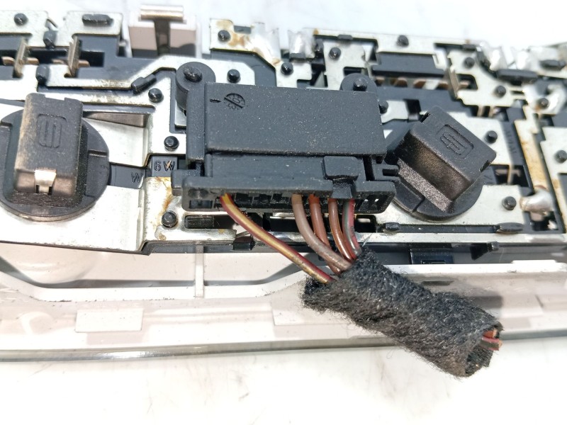 Recambio de luz interior para bmw 3 (e46) 320 d referencia OEM IAM   