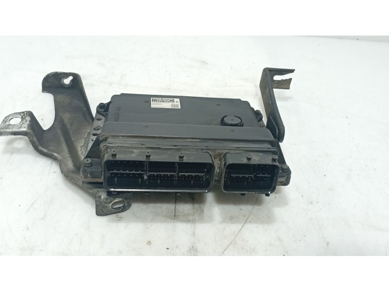 Recambio de centralita motor uce para lexus is ii (_e2_) 220d (ale20) referencia OEM IAM   