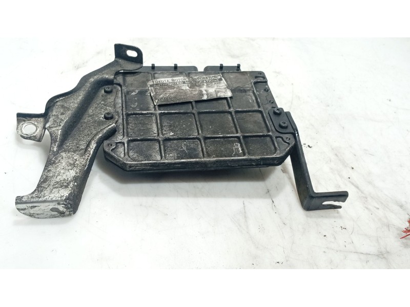 Recambio de centralita motor uce para lexus is ii (_e2_) 220d (ale20) referencia OEM IAM   