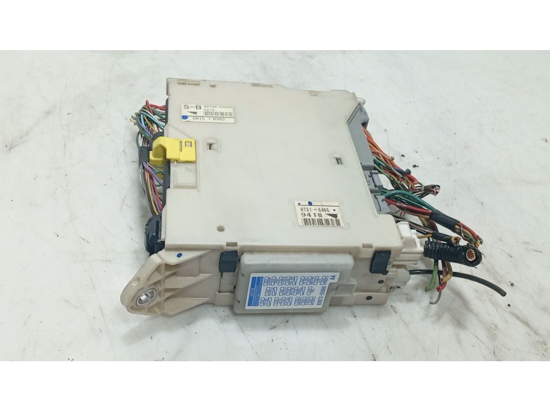 Recambio de caja reles / fusibles para lexus is ii (_e2_) 220d (ale20) referencia OEM IAM   