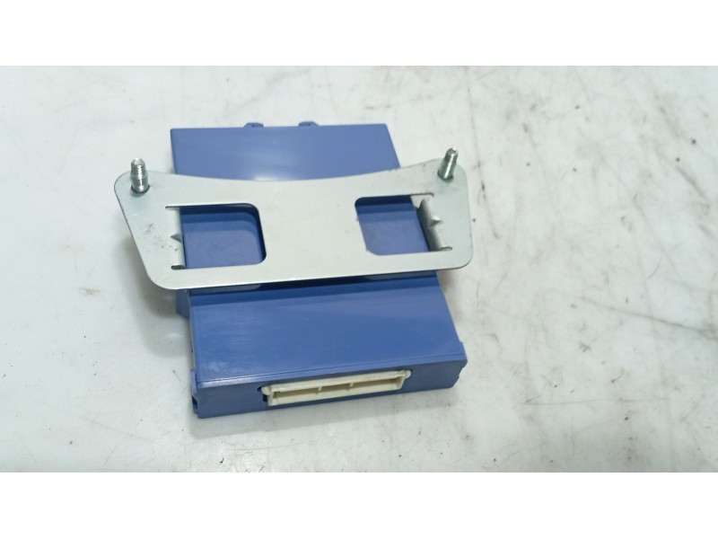 Recambio de modulo electronico para lexus is ii (_e2_) 220d (ale20) referencia OEM IAM   