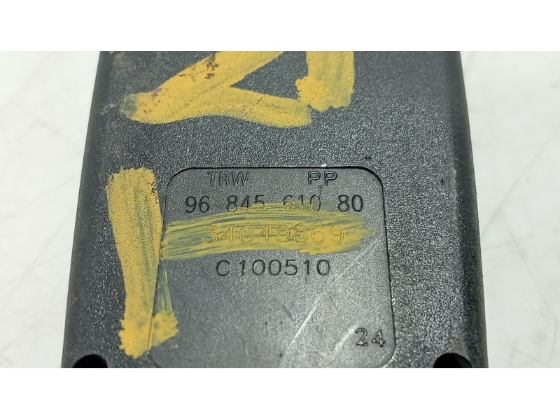 Recambio de anclaje cinturon trasero derecho para citroën c3 ii (sc_) 1.4 referencia OEM IAM   