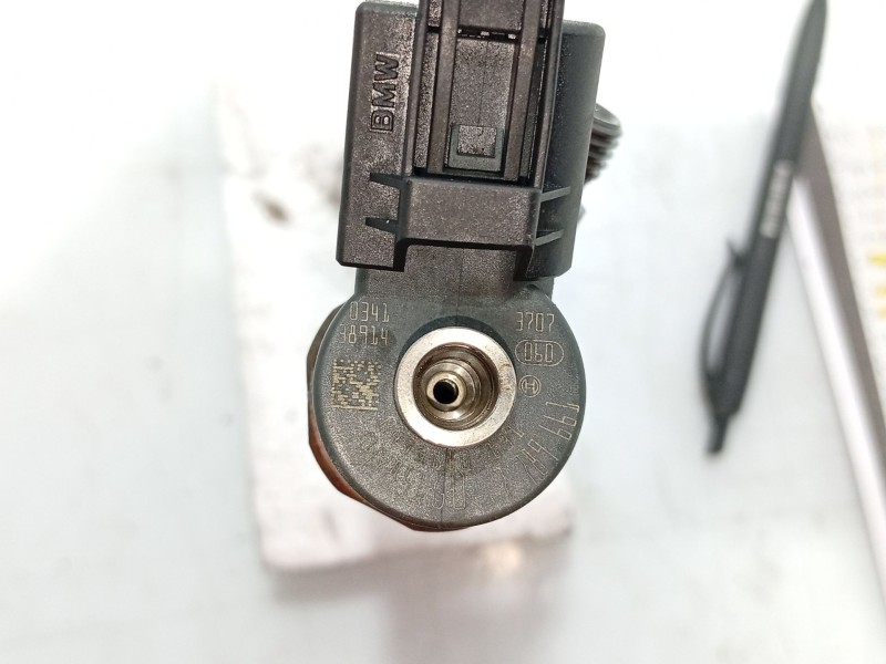 Recambio de inyector para bmw 3 (e46) 320 d referencia OEM IAM   