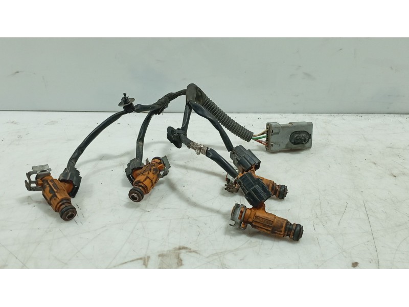 Recambio de rampa inyectora para citroën c3 ii (sc_) 1.4 referencia OEM IAM 198542  