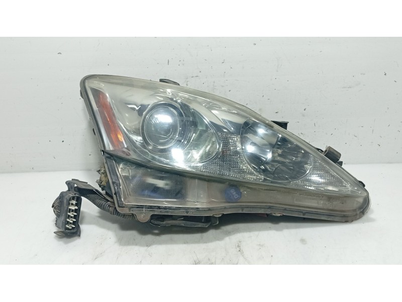 Recambio de faro derecho para lexus is ii (_e2_) 220d (ale20) referencia OEM IAM 8113053261  