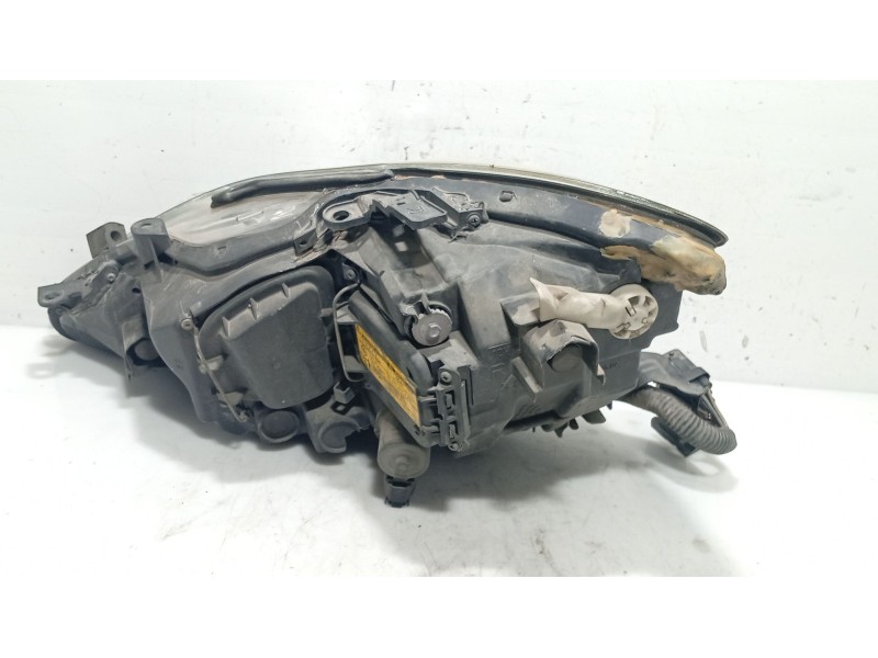 Recambio de faro derecho para lexus is ii (_e2_) 220d (ale20) referencia OEM IAM 8113053261  