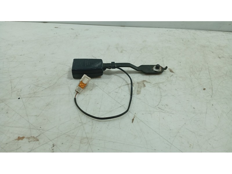 Recambio de anclaje cinturon delantero izquierdo para citroën c3 ii (sc_) 1.4 referencia OEM IAM   