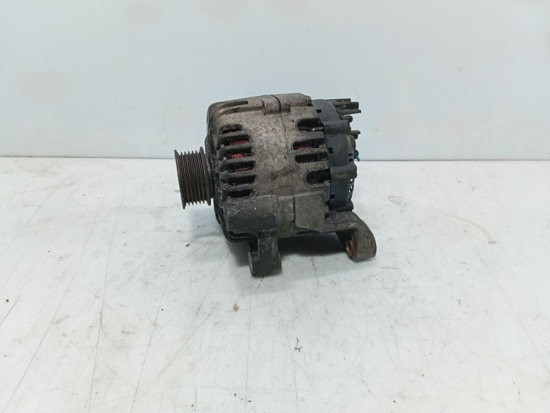 Recambio de alternador para bmw 3 (e46) 320 d referencia OEM IAM   