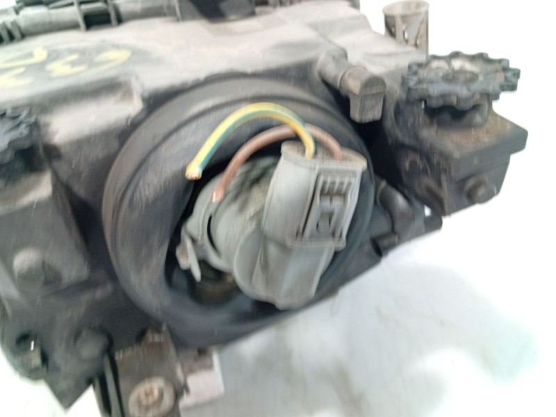 Recambio de faro derecho para bmw 3 (e46) 320 d referencia OEM IAM   