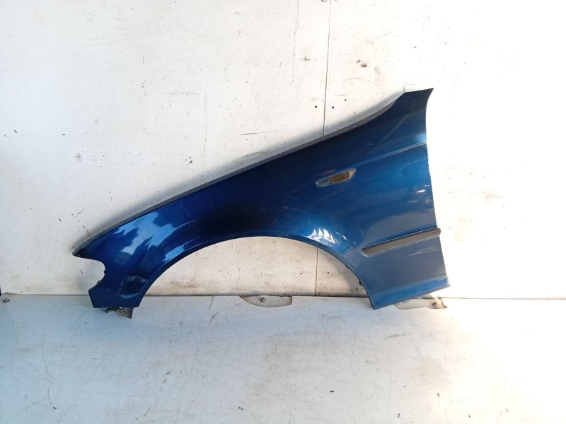 Recambio de aleta delantera izquierda para bmw 3 (e46) 320 d referencia OEM IAM   