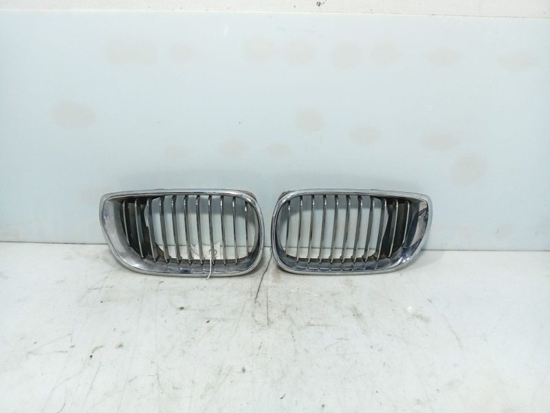 Recambio de moldura para bmw 3 (e46) 320 d referencia OEM IAM 51137030550  