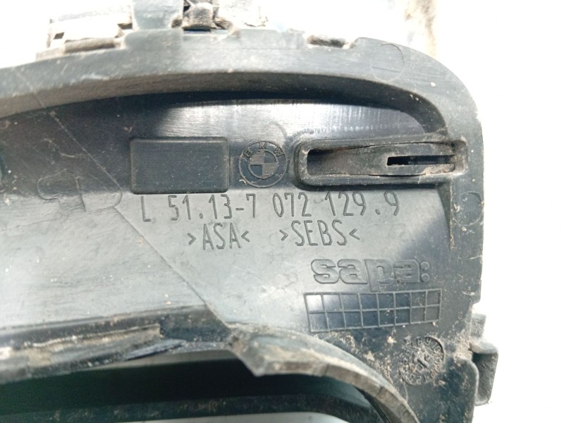 Recambio de moldura para bmw 3 (e46) 320 d referencia OEM IAM 51137030550  