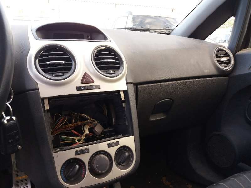 opel corsa d 1.3 16v cdti   |   0.06 - ... | 2006 | 75 cv / 55 kw del año 2006