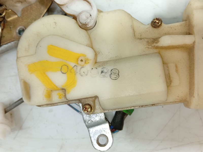 Recambio de cerradura puerta delantera izquierda para toyota yaris (_p1_) 1.0 (scp10_) referencia OEM IAM   