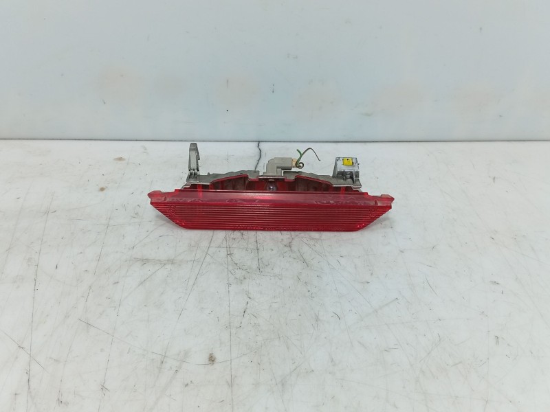 Recambio de luz central de freno para toyota yaris (_p1_) 1.0 (scp10_) referencia OEM IAM   