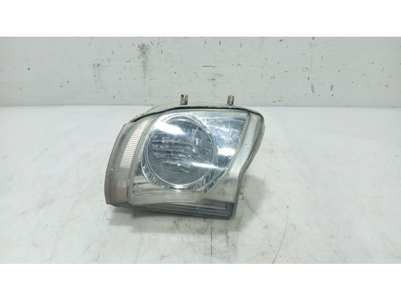 Recambio de faro antiniebla derecho para lexus is ii (_e2_) 220d (ale20) referencia OEM IAM 8121153281  