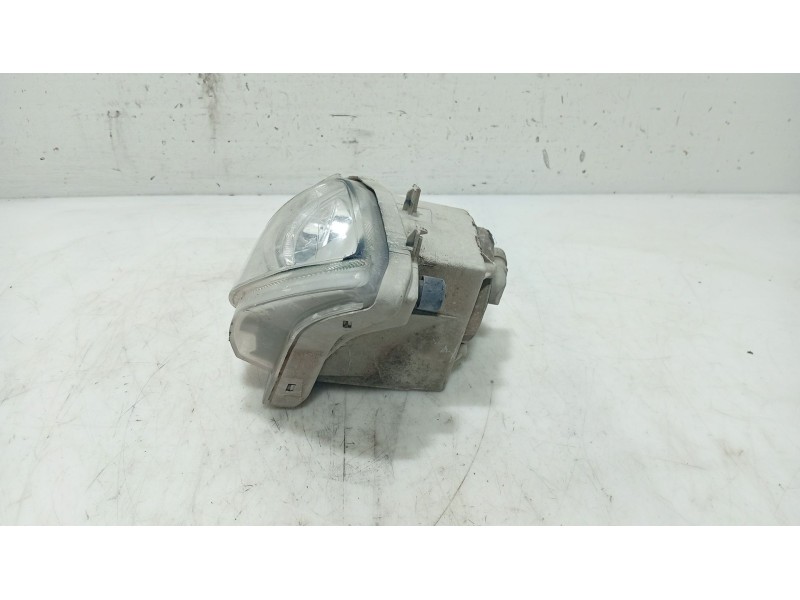 Recambio de faro antiniebla derecho para lexus is ii (_e2_) 220d (ale20) referencia OEM IAM 8121153281  