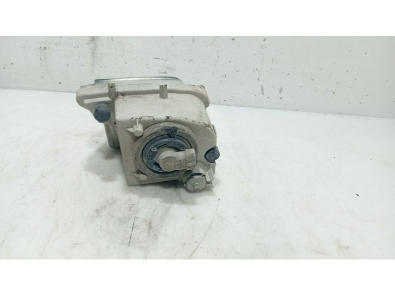 Recambio de faro antiniebla derecho para lexus is ii (_e2_) 220d (ale20) referencia OEM IAM 8121153281  