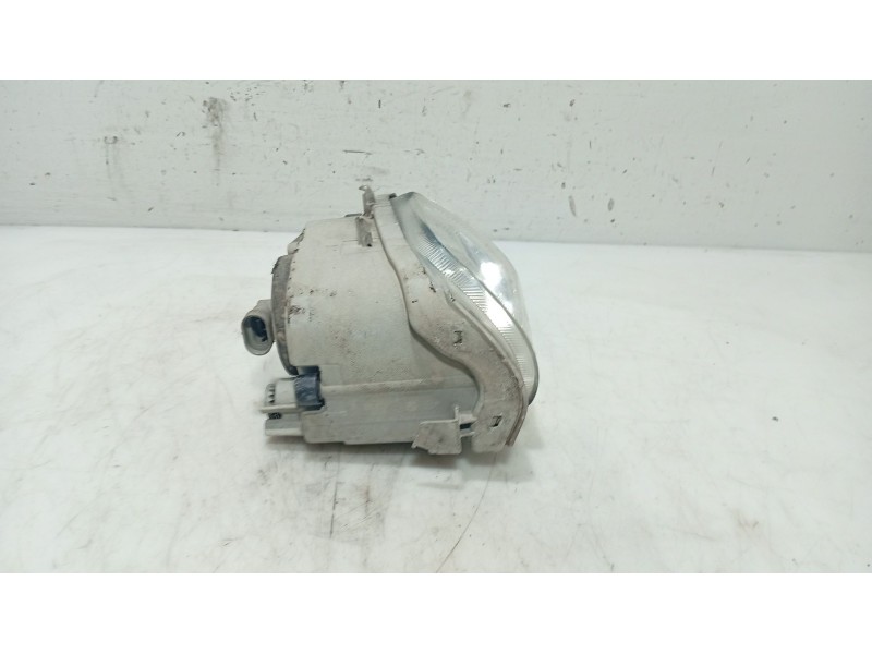 Recambio de faro antiniebla derecho para lexus is ii (_e2_) 220d (ale20) referencia OEM IAM 8121153281  