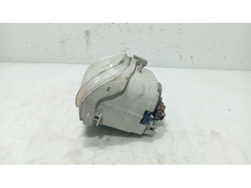 Recambio de faro antiniebla izquierdo para lexus is ii (_e2_) 220d (ale20) referencia OEM IAM 8122153281  