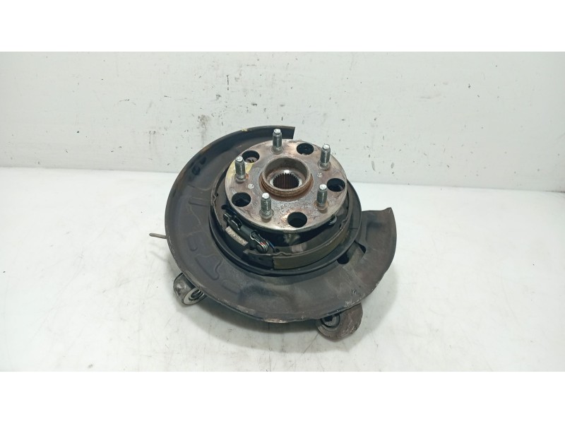 Recambio de mangueta trasera izquierda para lexus is ii (_e2_) 220d (ale20) referencia OEM IAM 4230530110  