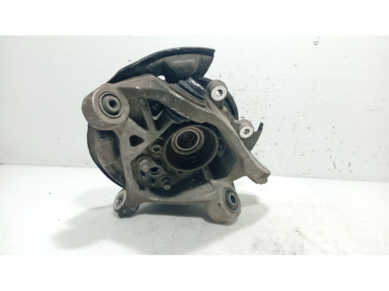 Recambio de mangueta trasera izquierda para lexus is ii (_e2_) 220d (ale20) referencia OEM IAM 4230530110  
