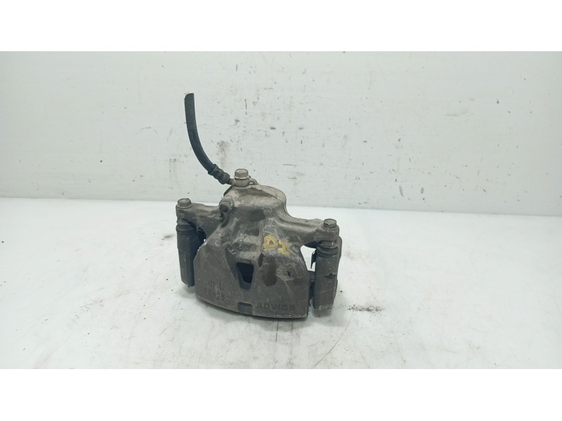 Recambio de pinza freno delantera izquierda para lexus is ii (_e2_) 220d (ale20) referencia OEM IAM 4775053060  