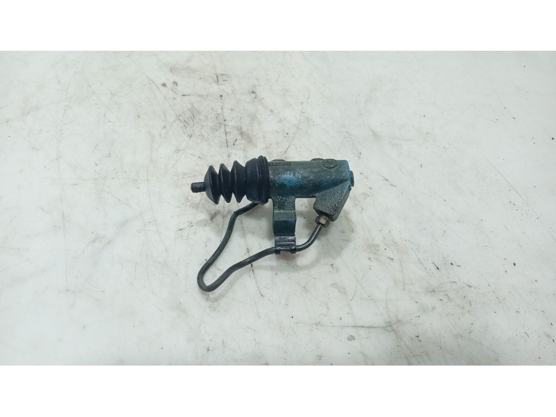 Recambio de bombin embrague para lexus is ii (_e2_) 220d (ale20) referencia OEM IAM 3142053020  