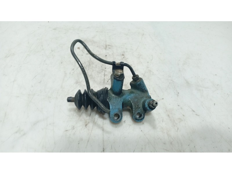 Recambio de bombin embrague para lexus is ii (_e2_) 220d (ale20) referencia OEM IAM 3142053020  