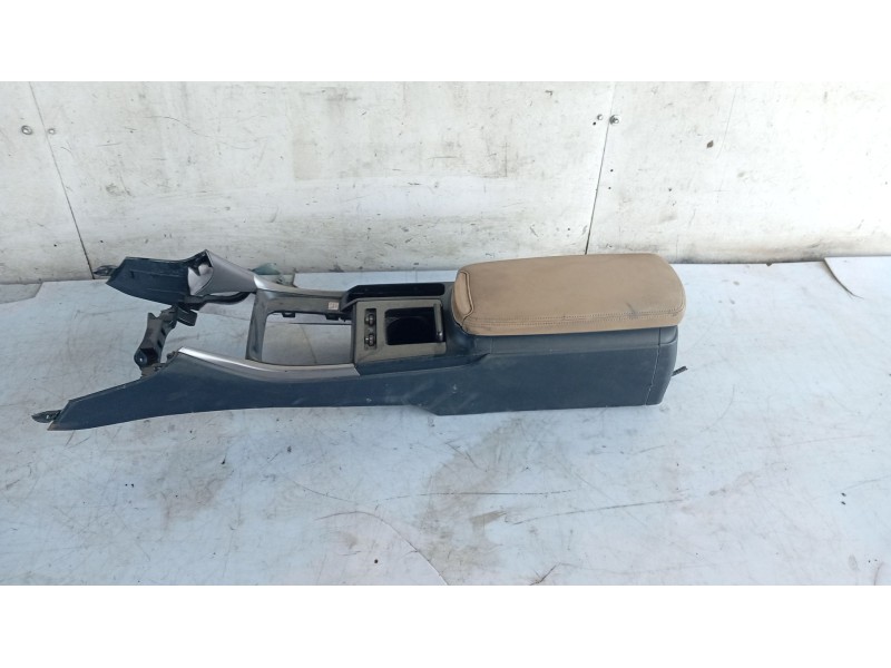 Recambio de consola central para lexus is ii (_e2_) 220d (ale20) referencia OEM IAM   