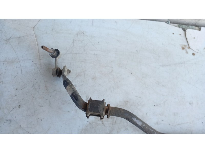 Recambio de barra estabilizadora delantera para lexus is ii (_e2_) 220d (ale20) referencia OEM IAM 4881153040  