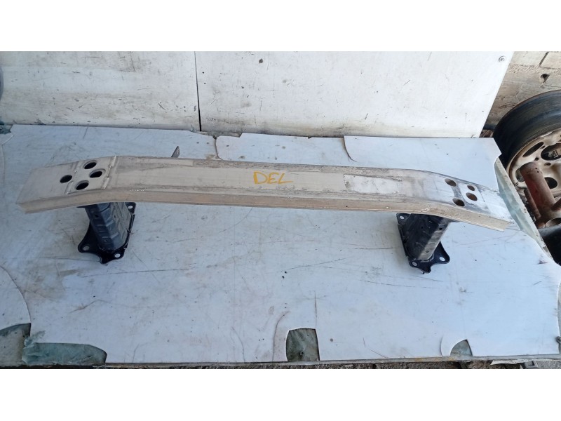 Recambio de refuerzo paragolpes delantero para lexus is ii (_e2_) 220d (ale20) referencia OEM IAM   