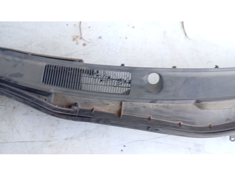 Recambio de moldura para lexus is ii (_e2_) 220d (ale20) referencia OEM IAM   