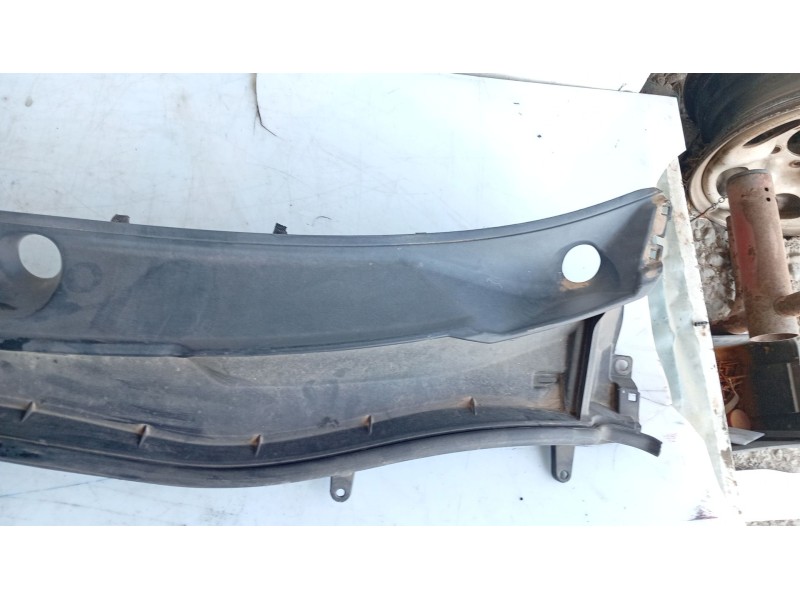 Recambio de moldura para lexus is ii (_e2_) 220d (ale20) referencia OEM IAM   