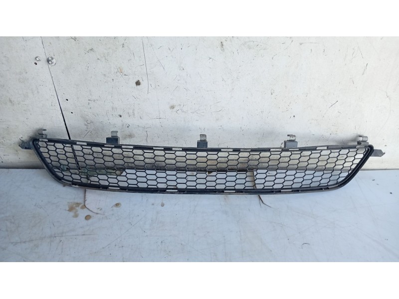Recambio de moldura para lexus is ii (_e2_) 220d (ale20) referencia OEM IAM   
