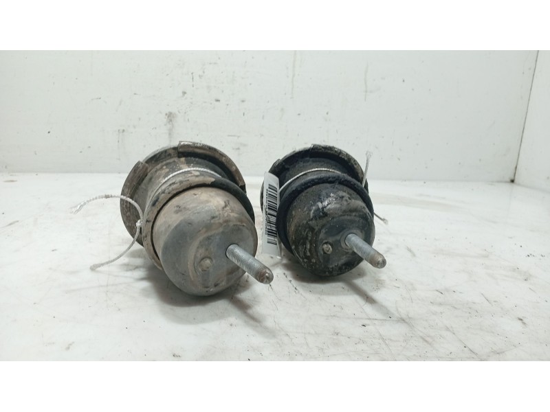 Recambio de soporte para lexus is ii (_e2_) 220d (ale20) referencia OEM IAM   