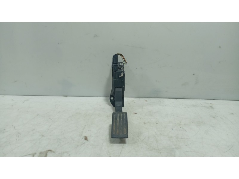 Recambio de pedal acelerador para ford focus iii 1.6 ti referencia OEM IAM 1710214  