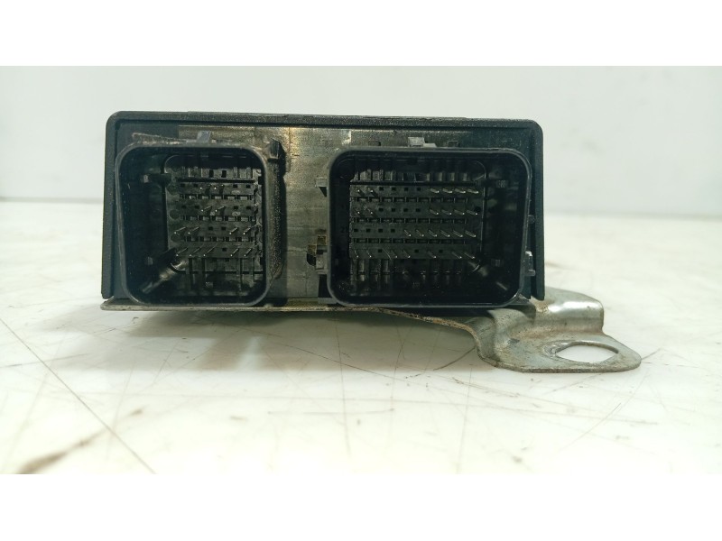 Recambio de centralita airbag para ford focus iii 1.6 ti referencia OEM IAM   
