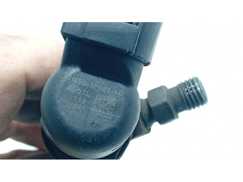 Recambio de inyector para ford focus c-max (dm2) 1.8 tdci referencia OEM IAM   