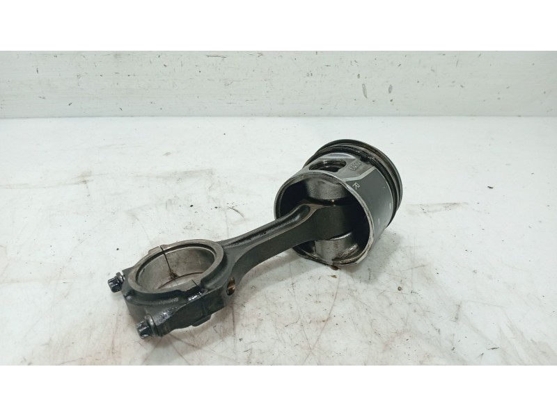 Recambio de piston para ford focus c-max (dm2) 1.8 tdci referencia OEM IAM   