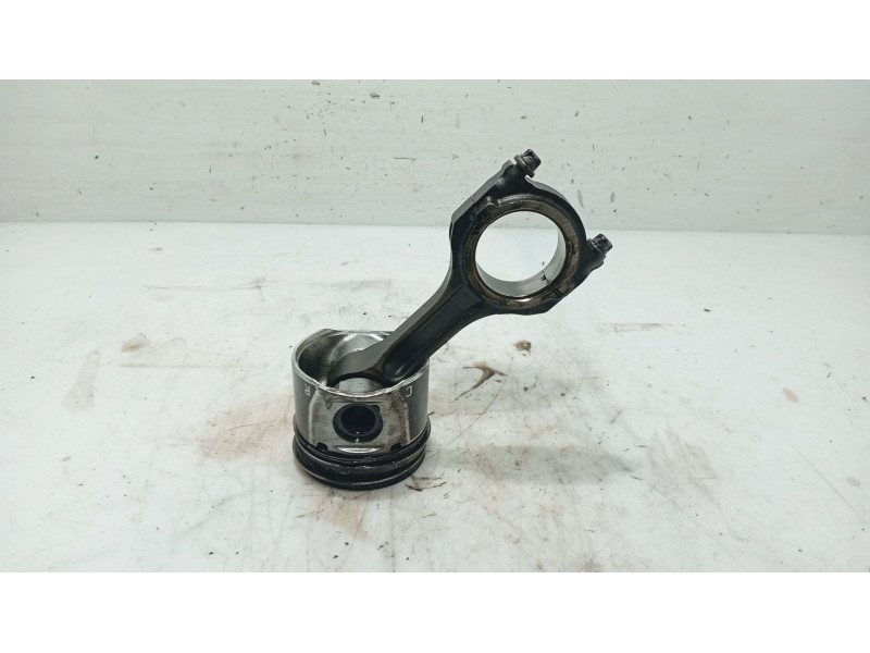 Recambio de piston para ford focus c-max (dm2) 1.8 tdci referencia OEM IAM   