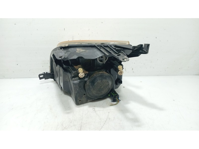 Recambio de faro derecho para ford fusion (ju_) 1.4 referencia OEM IAM 1526782  