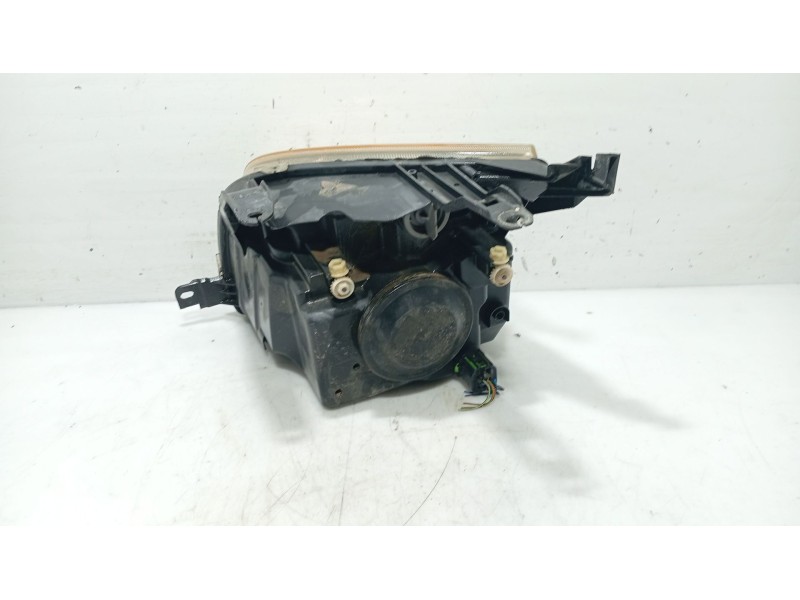 Recambio de faro derecho para ford fusion (ju_) 1.4 referencia OEM IAM 1526782  