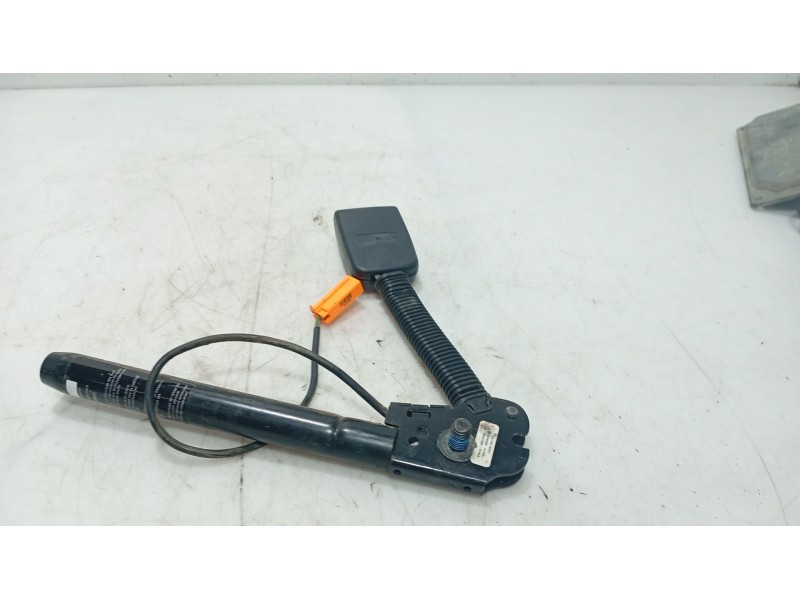 Recambio de anclaje cinturon delantero izquierdo para ford fusion (ju_) 1.4 referencia OEM IAM   