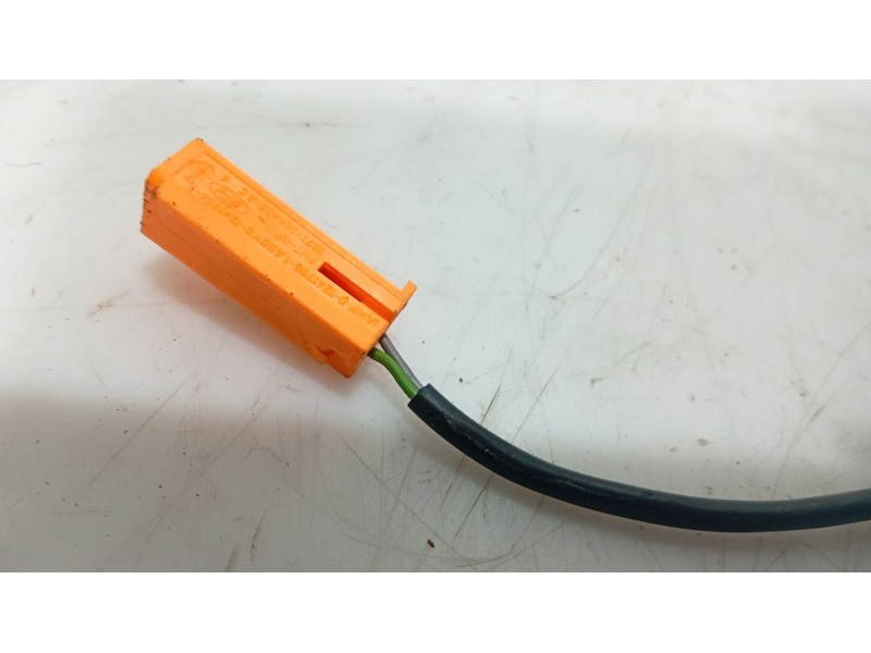Recambio de anclaje cinturon delantero derecho para ford fusion (ju_) 1.4 referencia OEM IAM   